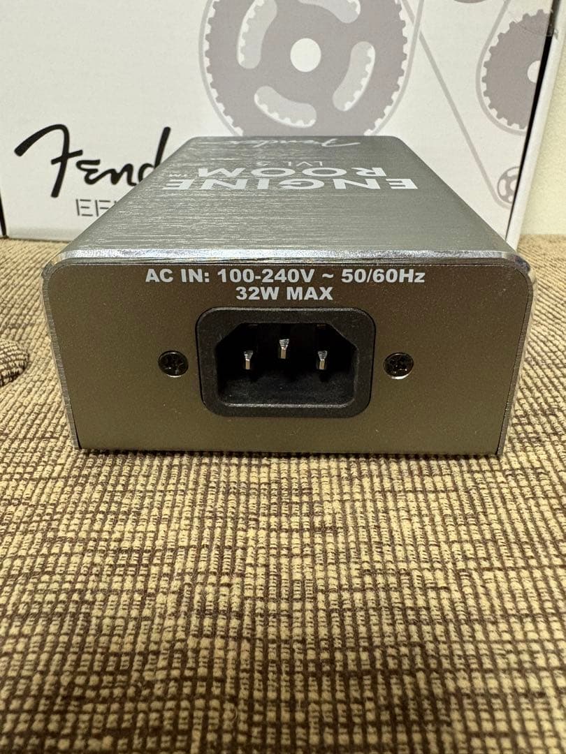 Fender Engine Room LVL5 パワーサプライ