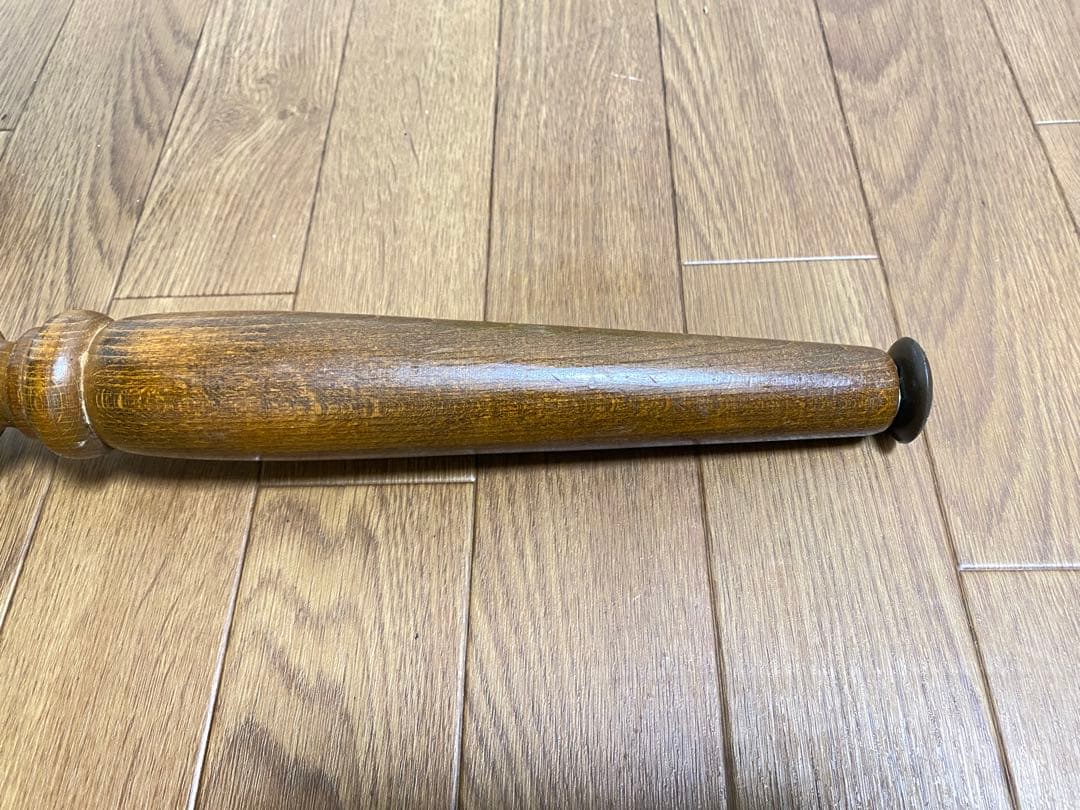 【送料込み】 飛騨産業 キツツキマーク ダイニングテーブル アンティーク 家具