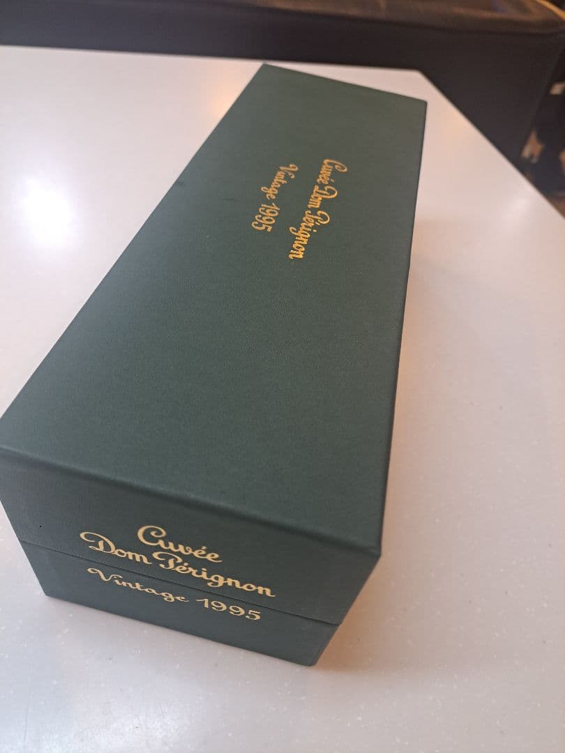 ドン・ペリニヨン　ヴィンテージ　1995年　未開封　古酒　希少