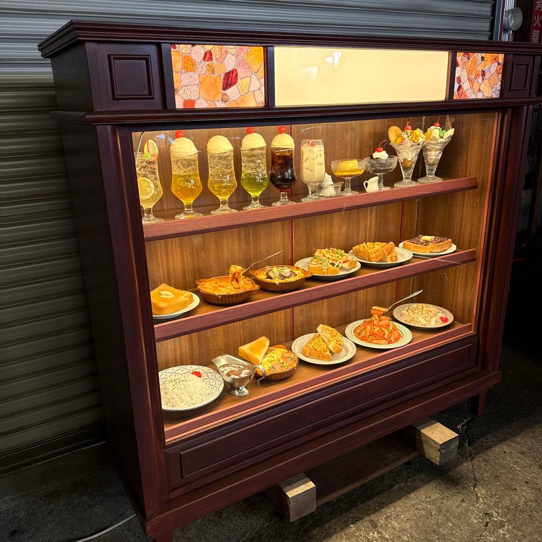 洋食店メニュー商品ケース　　 (実物大)食品サンプルセット￼