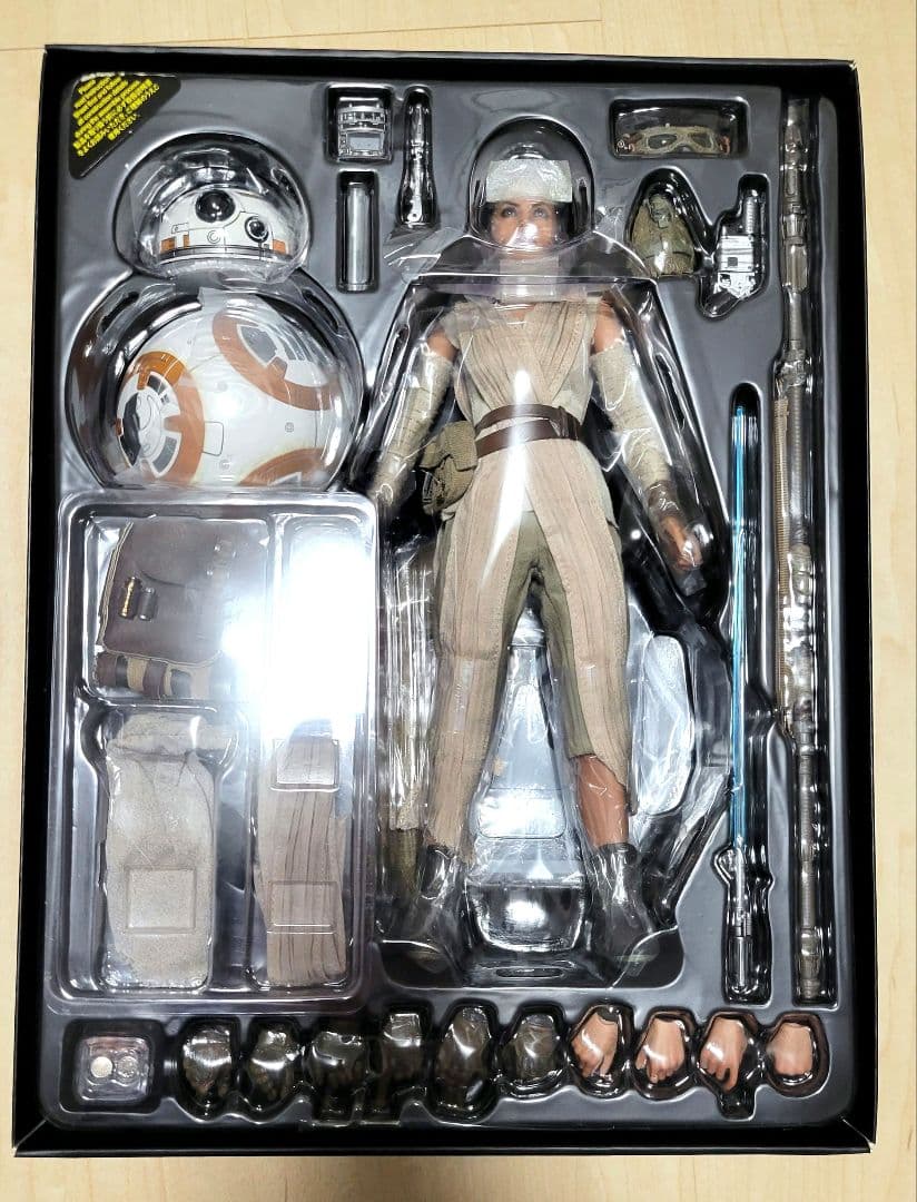 ホットトイズ　レイ&BB-8 スターウォーズ　フォースの覚醒フィギュア【未使用】