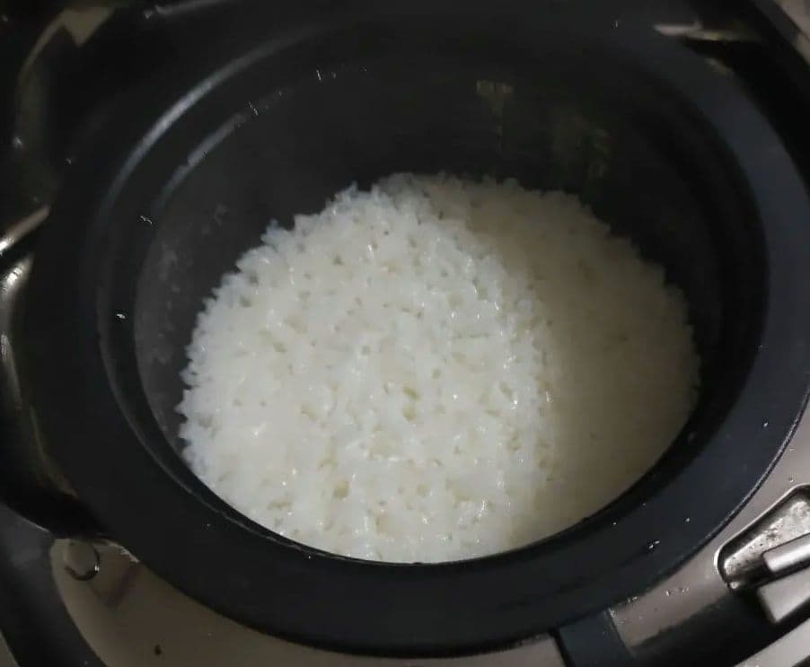 ■美品ご泡火炊き■土鍋料亭炊き■３年連続家電ＧＰ■Tiger圧力IH■匿名配送■