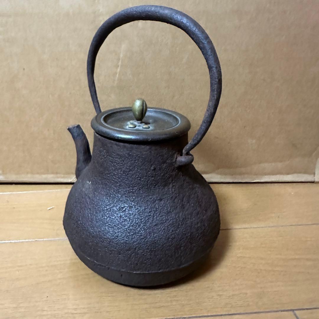 龍文堂 铁瓶　重量約1590ｇ　茶道具 茶器 急須