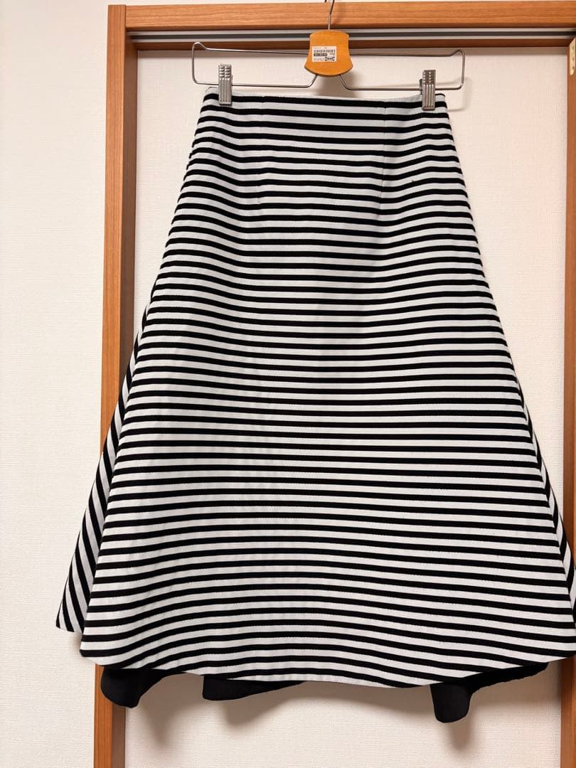 ボーダーズアットバルコニー スカート　36