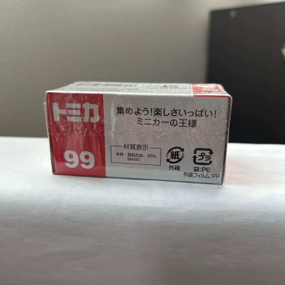 トミカ　トヨタ　シエンタ　廃盤　レア　未開封　新車シール付き