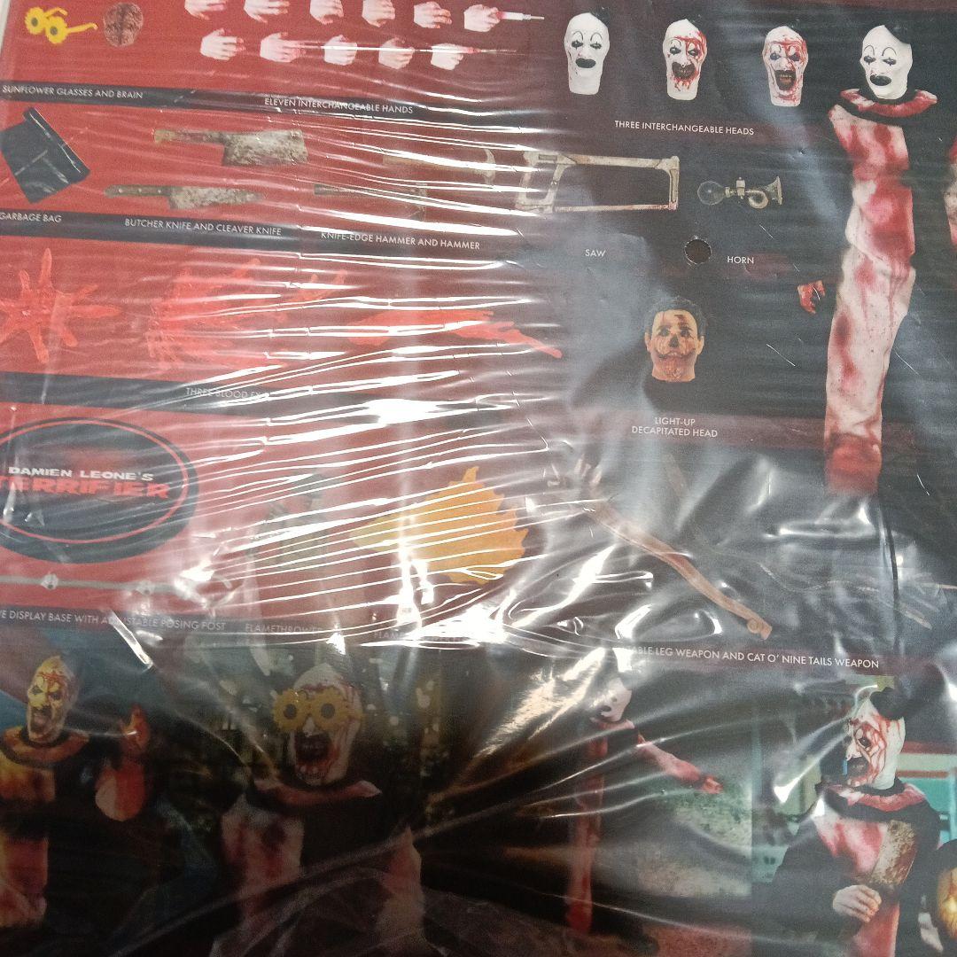 テリファー　デラックス アート・ザ・クラウン フィギュア　新品