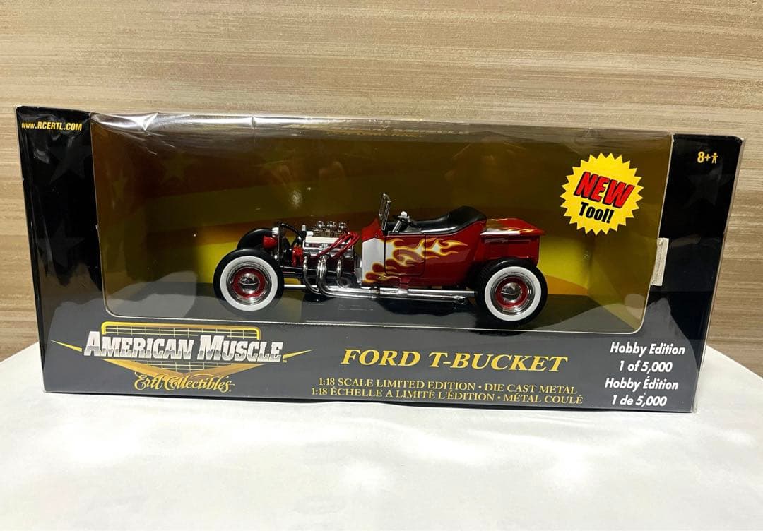 アメリカンマッスル 1/18 FORD T-BUCKET ファイアパターン