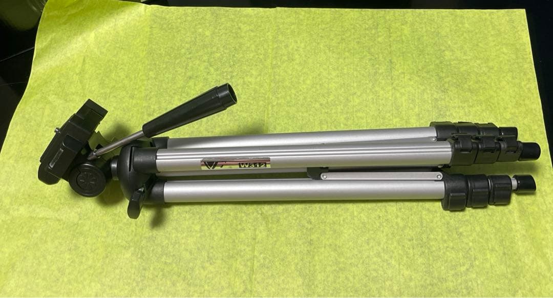 Panasonic HC-VX980M 4Kビデオカメラ 本体、三脚、収納ポーチ