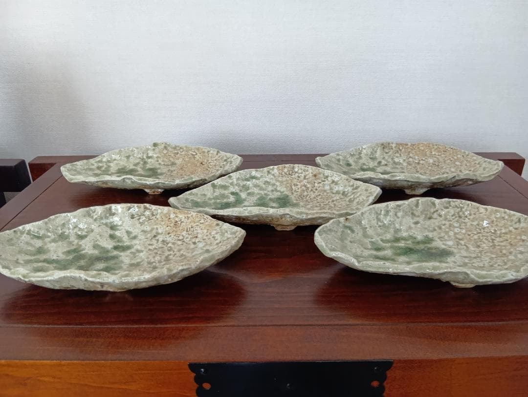 蓮善隆　灰釉平向付５客セット（伊賀焼）