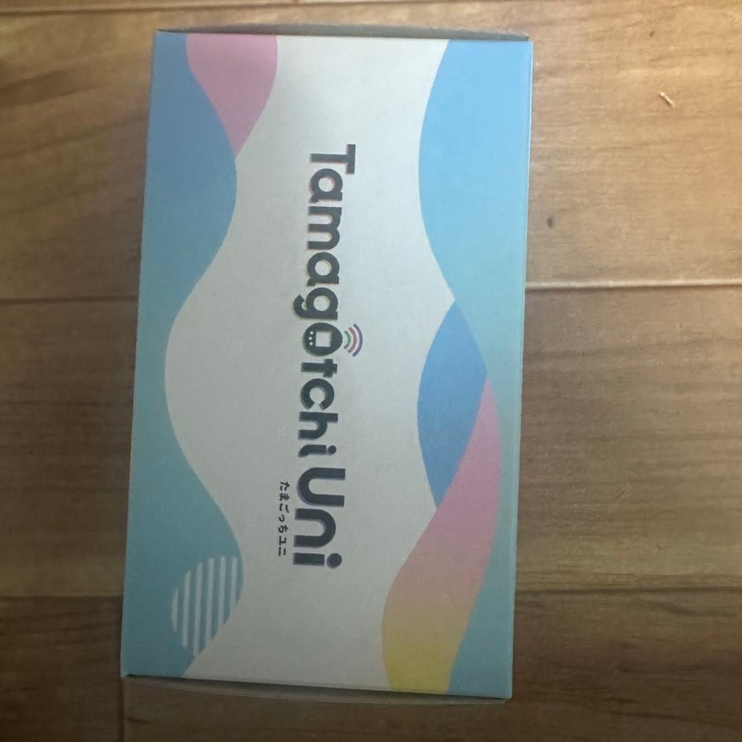 たまごっちユニ プリズムホワイト Tamagochi Uni White 新品