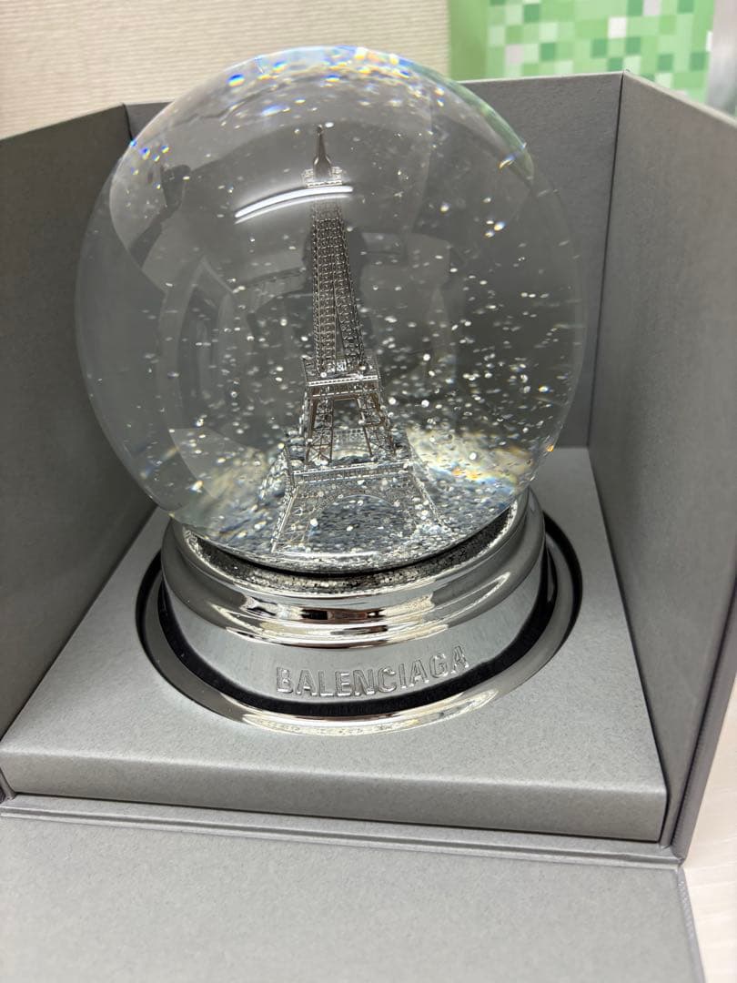 BALENCIAGA エッフェル塔 スノードーム