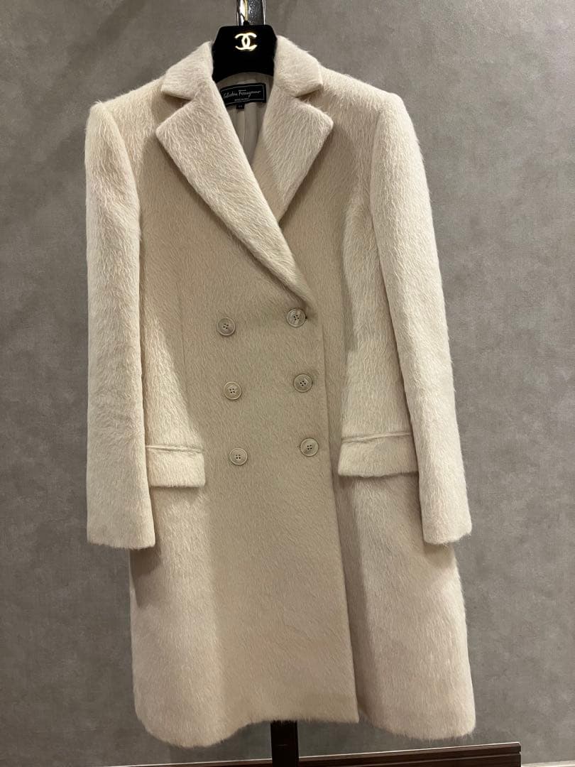 【hihi】Salvatore Ferragamo フェラガモ チェスター