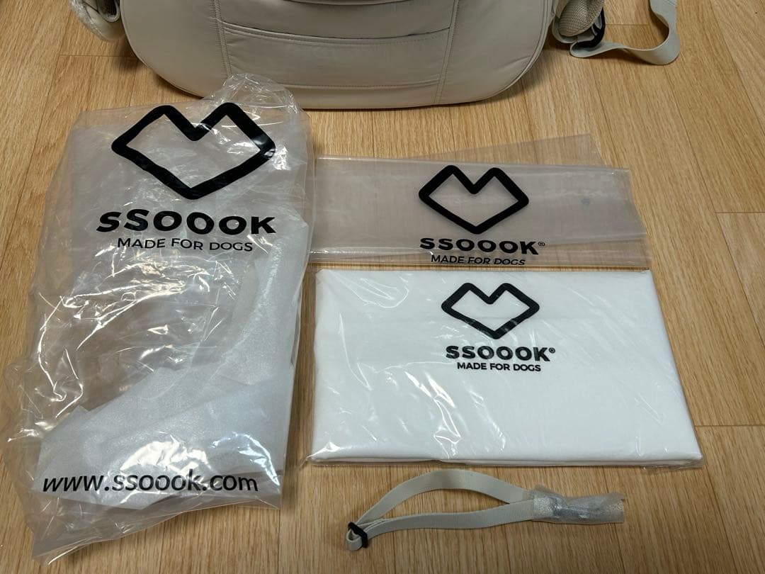 【美品】ssoookスリングバッグオープン型 ベージュ M ブランケット付き