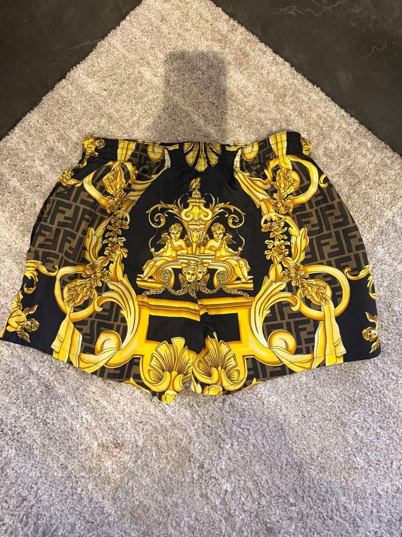 FENDACE FENDI× VERSACE水着 サイズ48 ゴールドバロック