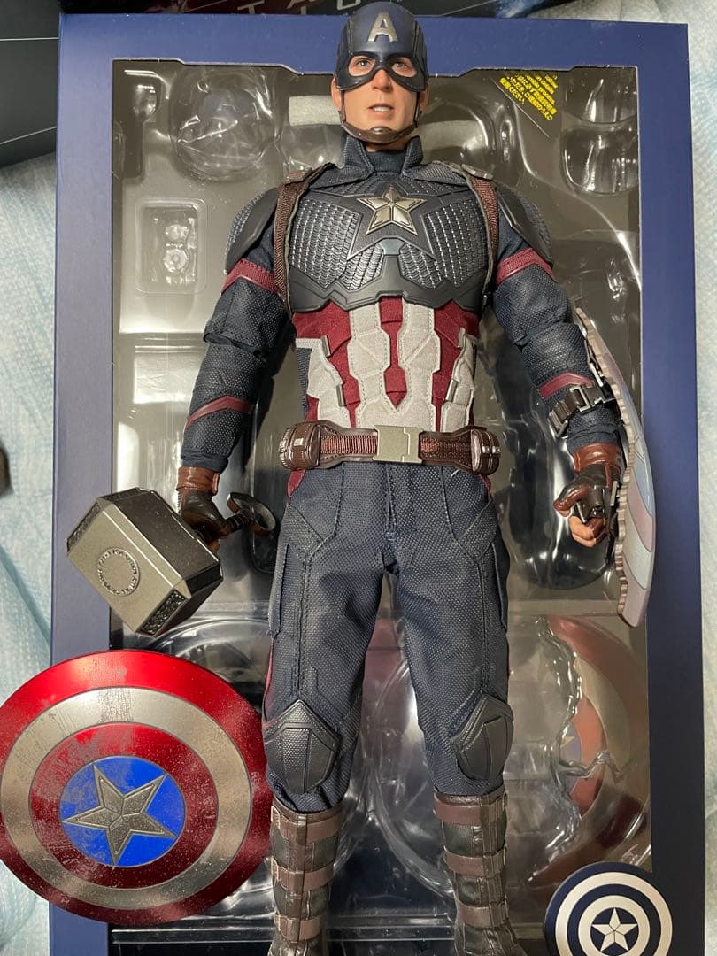 ホットトイズ アベンジャーズエンドゲーム キャプテンアメリカ フィギュア