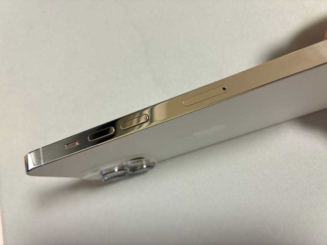 Apple iPhone 14 Pro Maxシルバー 本体