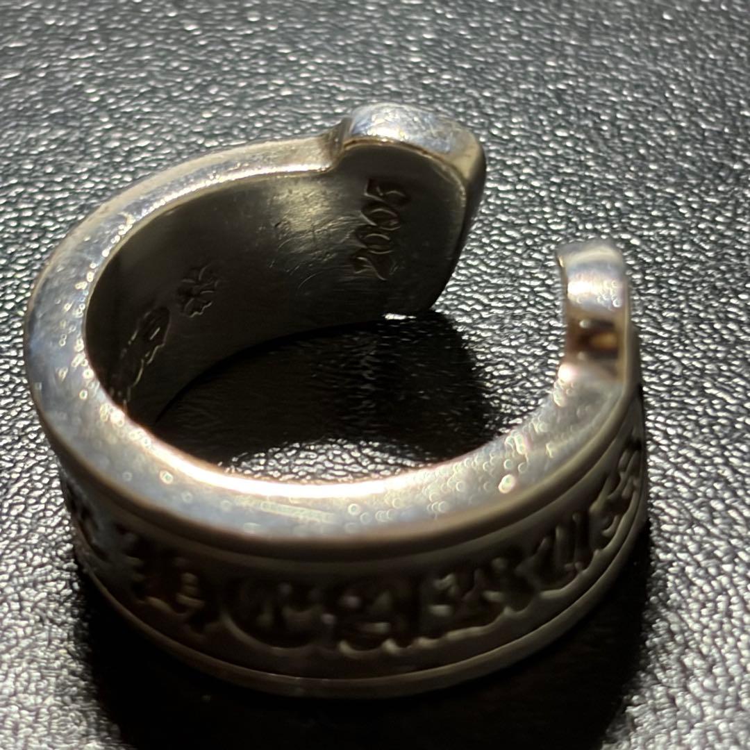 CHROME HEARTSクロムハーツ ラージスクロールラベルリング指輪20号