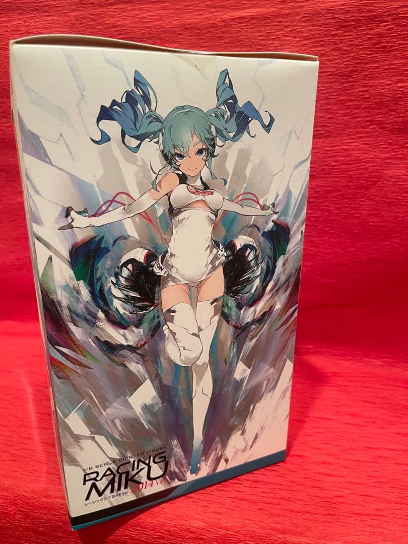 未開封レーシングミク2014 Ver. 1/8スケールフィギュア
