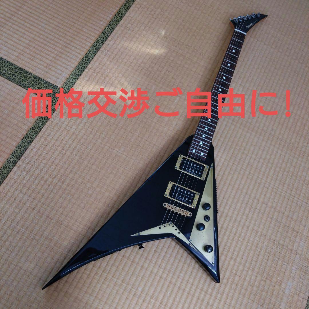 価格交渉ご自由に!変形V　ギター　黒　ブラック