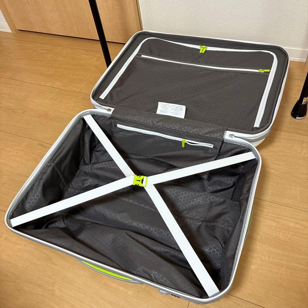 バッグ Samsonite Freeform 24 SPINNER WHITE GREY