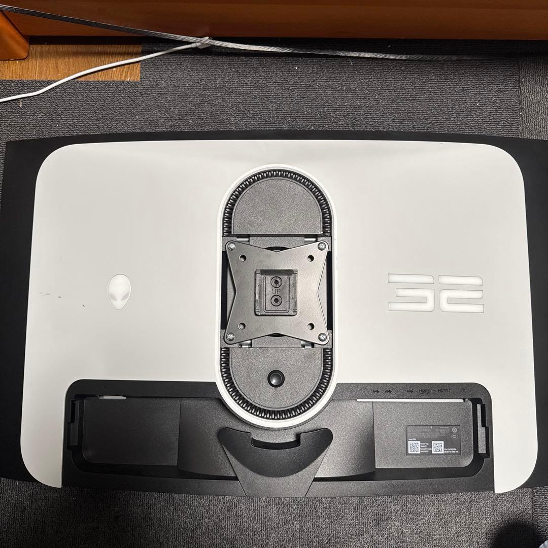 ディスプレイ・モニター本体 DELL Alienware - AW3225QF