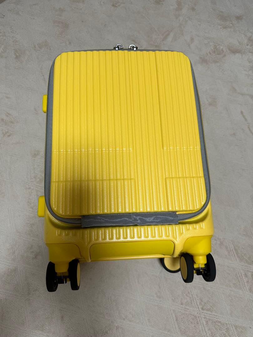 旅行かばん・小分けバッグ INV30 Sunny Yellow 21L Coin-Locker
