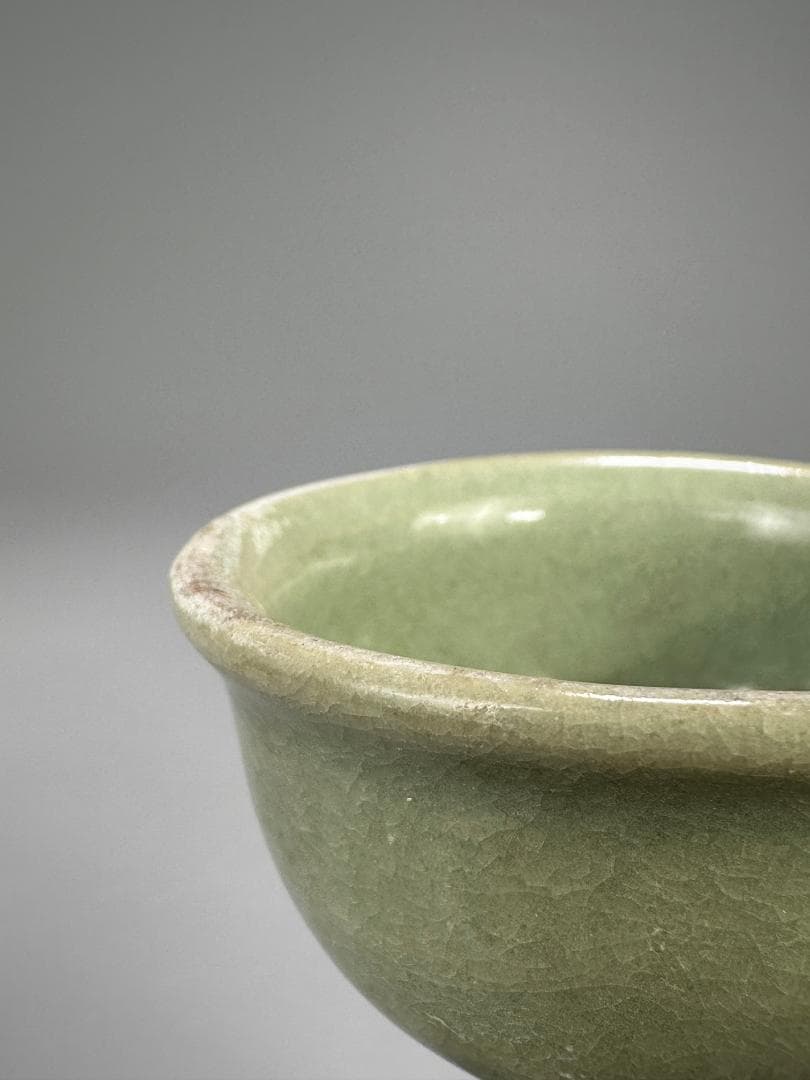 中国美術　元～明時代　龍泉窯　天龍寺　青磁　高足杯　盃　古物　唐物　旧家蔵出し