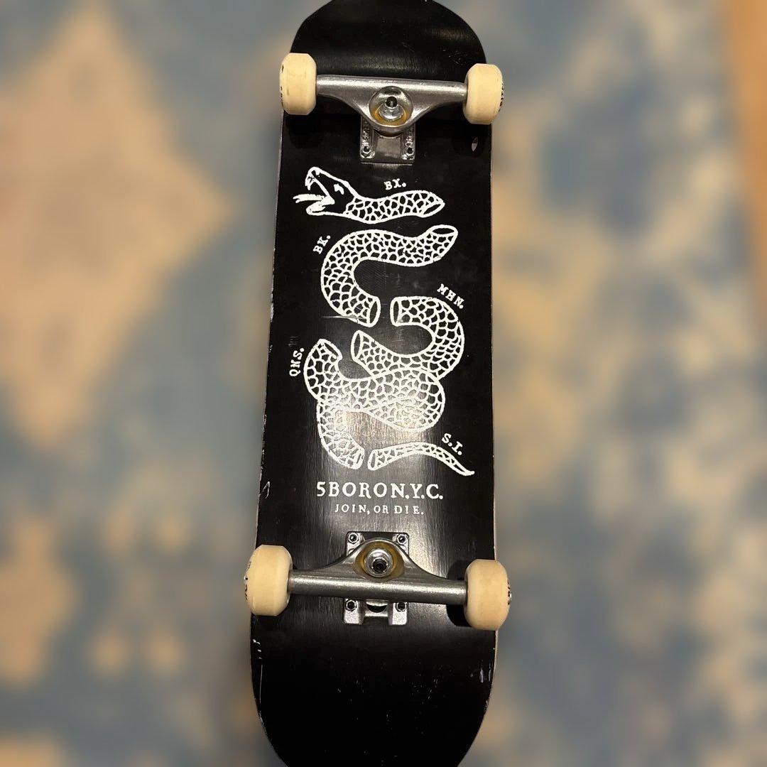 s*8様 5BORO N.Y.C. スケートボード