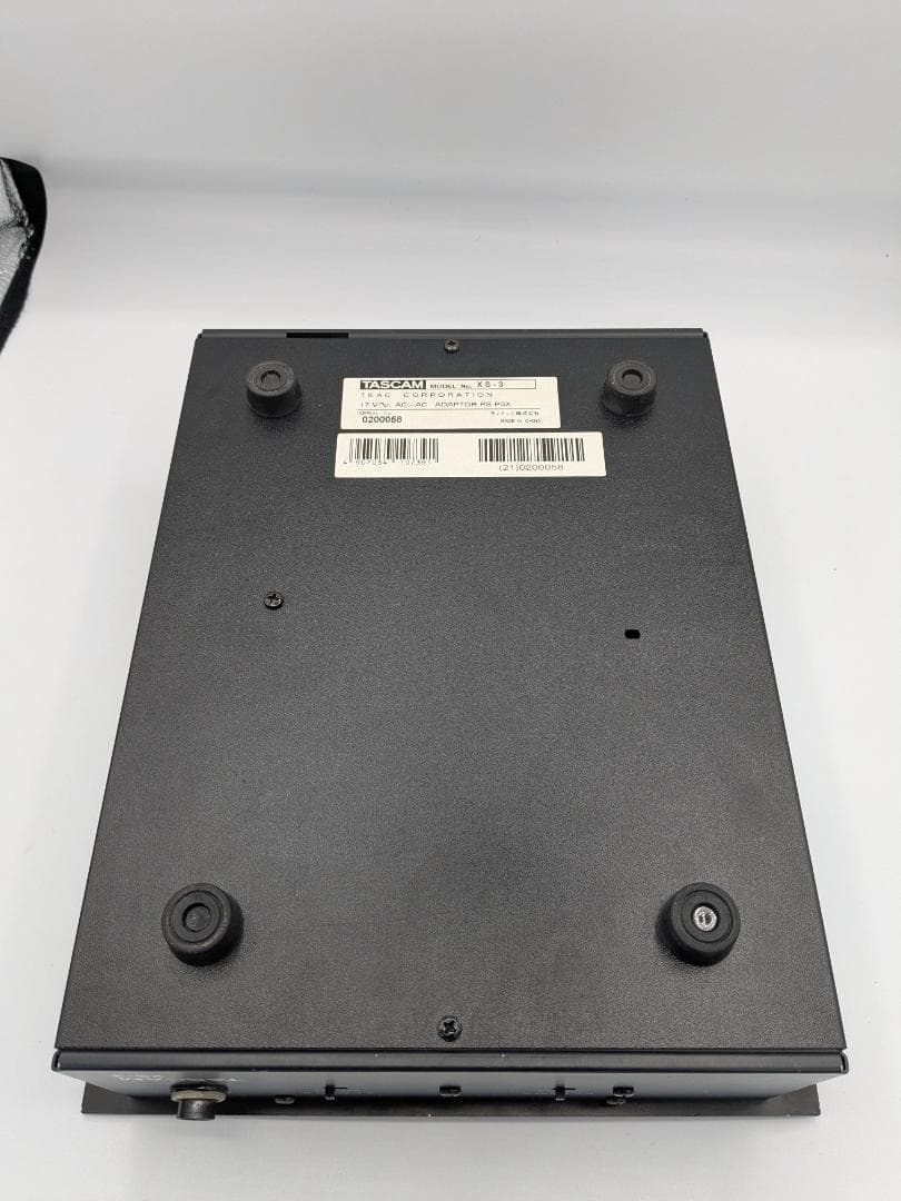 TASCAM プロフェッショナルDJミキサー XS-3