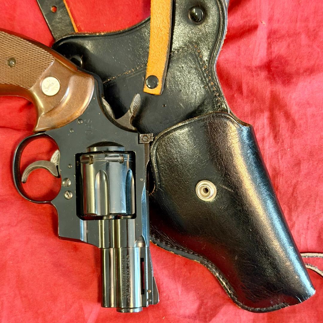 整備済 私服警察官用 革製 ショルダーホルスター スナブノーズ リボルバー 用