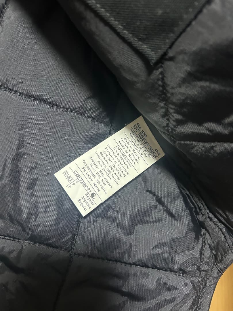 ✨Carhartt ブラック ジップアップベスト Sサイズ✨