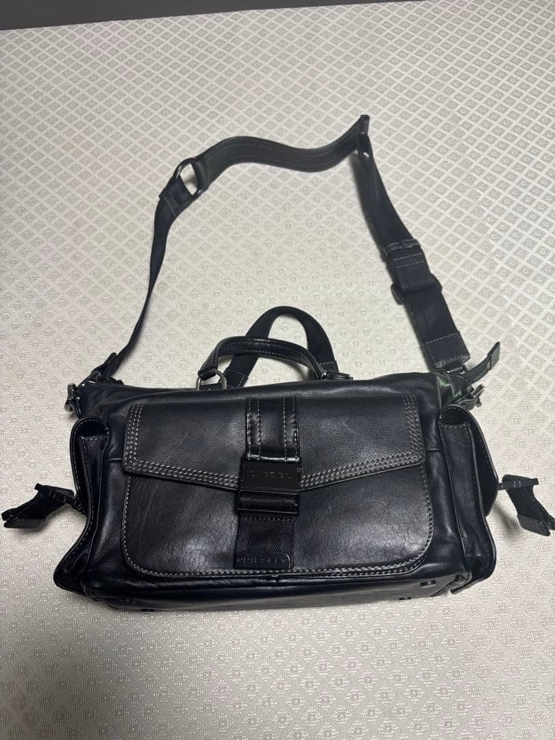 DIESEL ブラックレザー ショルダーバッグ2ｗａｙ