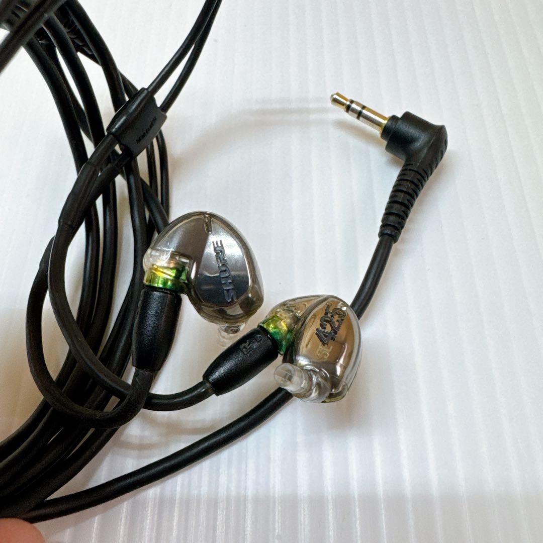 SHURE SE425 有線イヤホン ケース付き