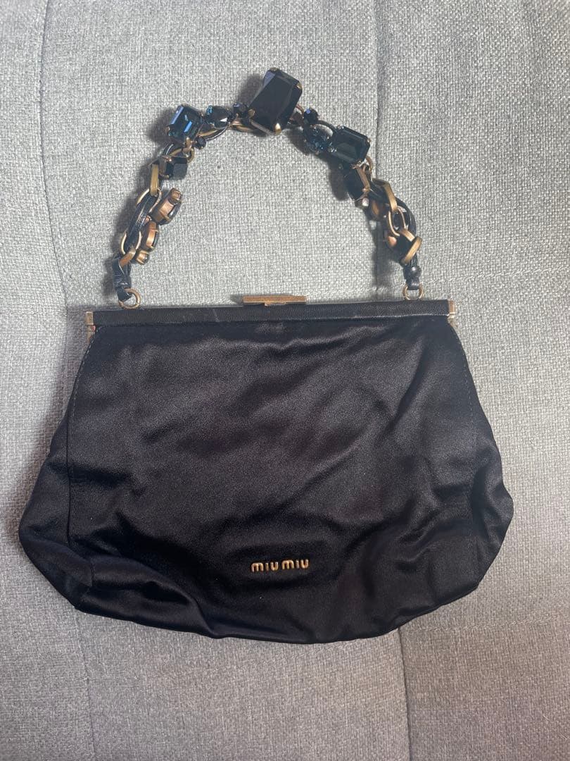 miu miu 黒 サテン パーティーバッグ