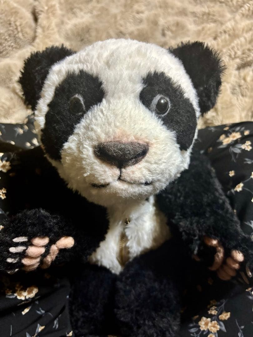 コロっとことり　リアル赤ちゃんパンダ編みぐるみバッグ