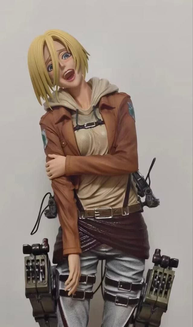 進撃の巨人　アニ・レオンハート　ガレージキット　フィギュア