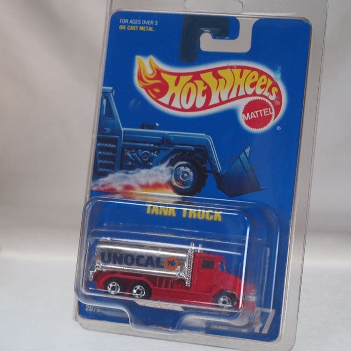 ホットウィール TANK TRUCK