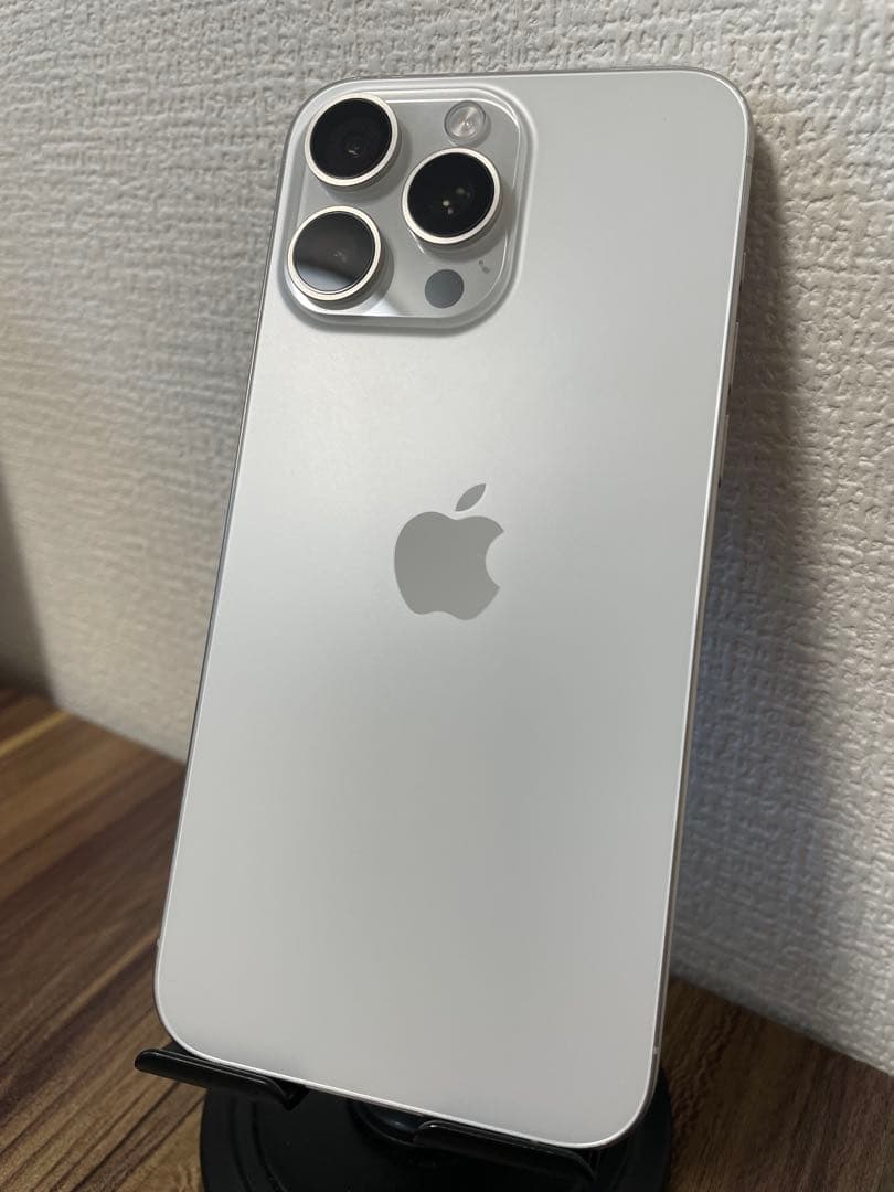 M34【即日発送】iPhone15ProMax ホワイト 256GB 海外版