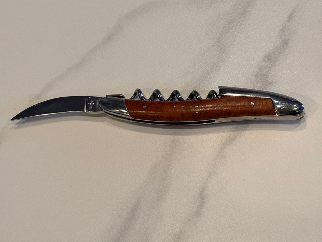 ラギオール　LAGUIOLE ソムリエナイフ　ローズウッド　ほぼ未使用