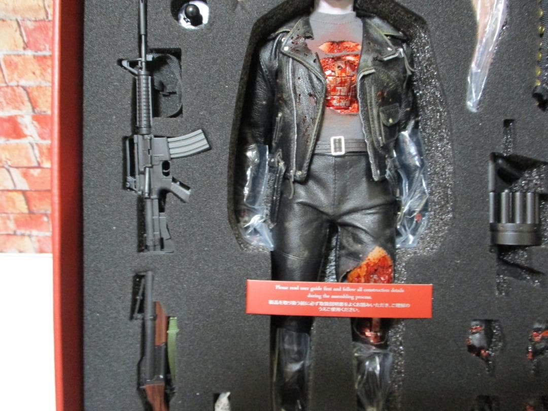 ホットトイズ ターミネーター2 T-800（バトルダメージ 2.0）