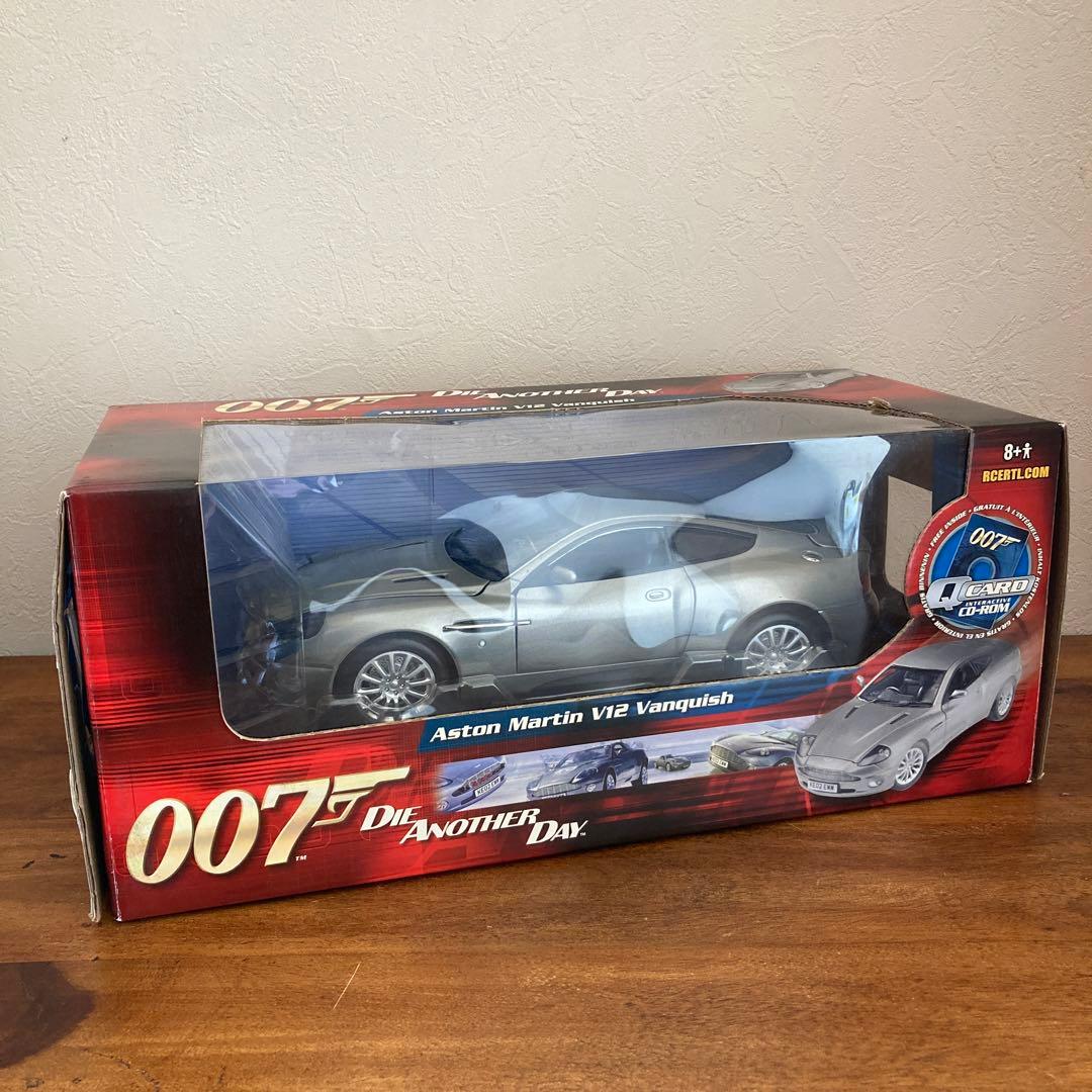 【絶版品】JOY RIDE 1/18 007 アストンマーチン バンキッシュ