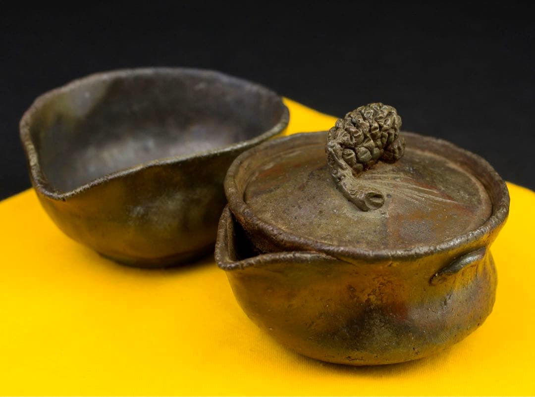 備前焼 森宝山作 宝山 希少 手造松の実摘み 宝瓶 急須