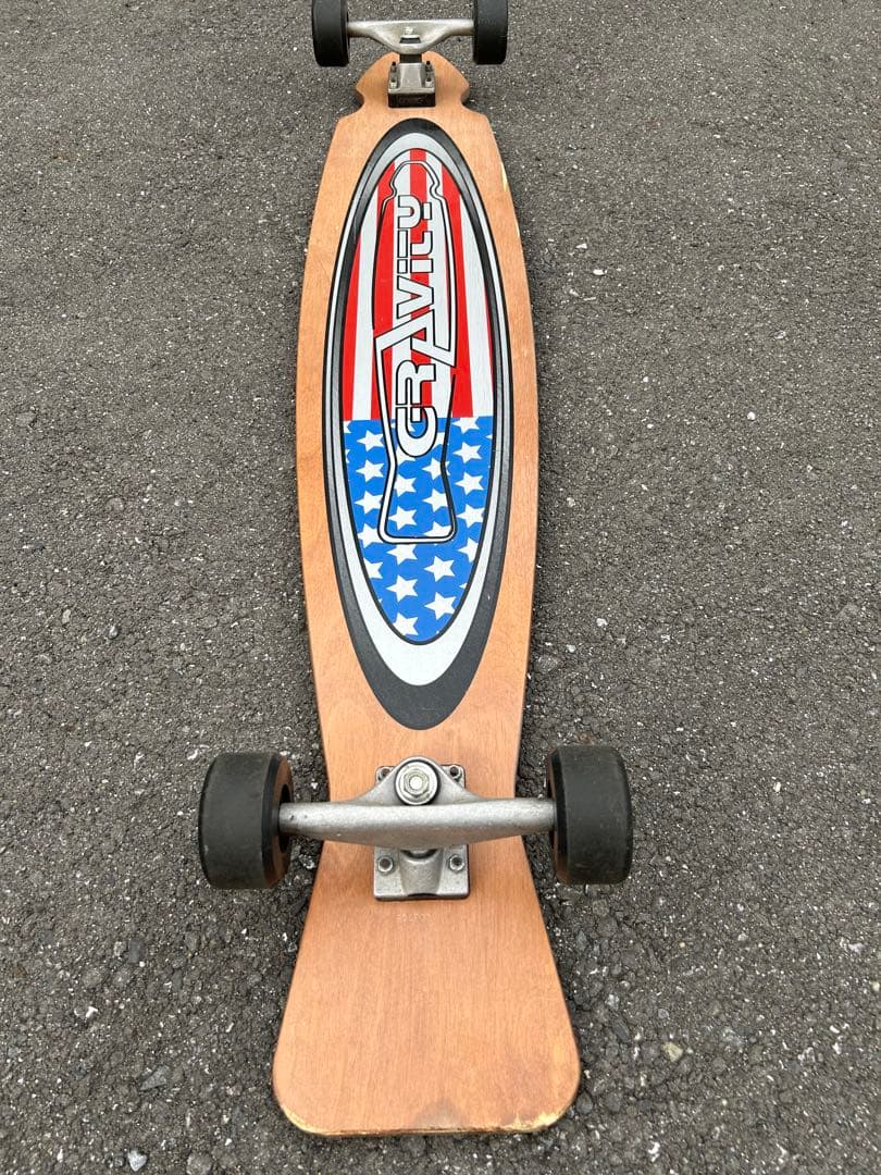 グラビティ　ロングスケートボード