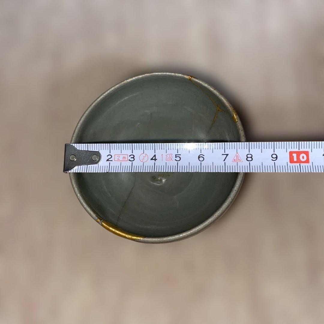 青磁碗　李朝初期？　金継ぎ有り