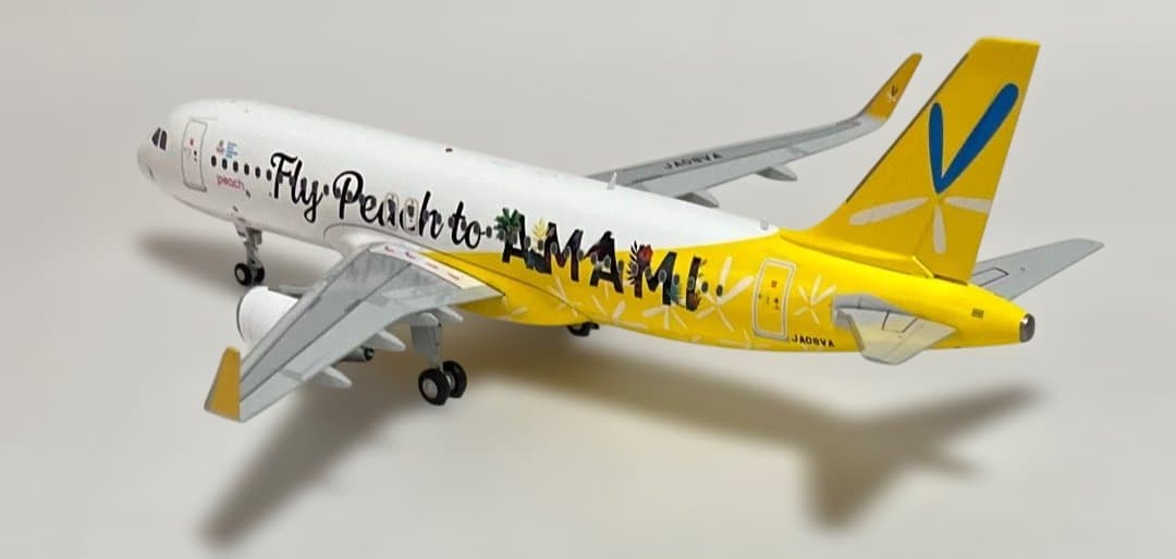 航空機・ヘリコプター Peach A320 Fly Peach to AMAMI