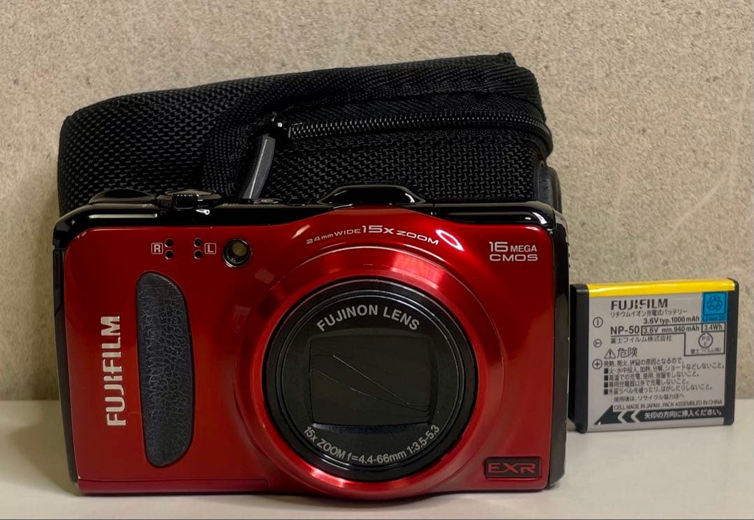 Fujifilm FINEPIX F550EXR コンパクトデジタルカメラ