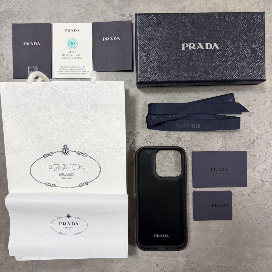 【アビニコ】PRADA iPhone15proケース