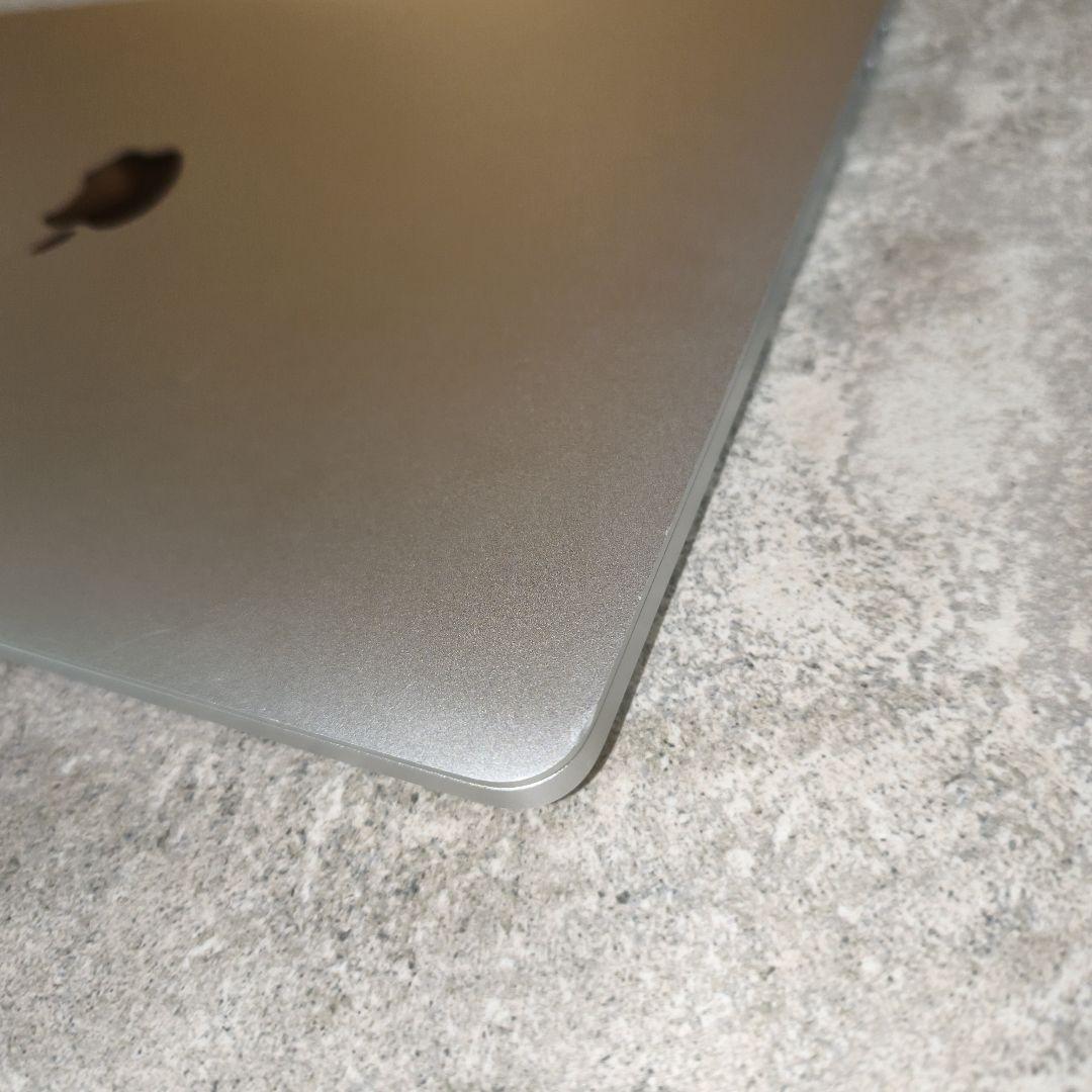 【バッテリー◎】MacBook Pro 2017 13inch Touchbar