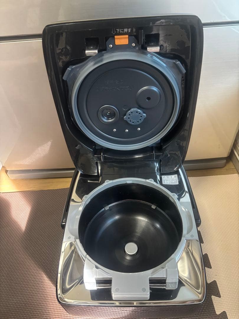 象印 炎舞炊き 圧力IH炊飯ジャーNW-LA10 -2020年製　内蓋新品