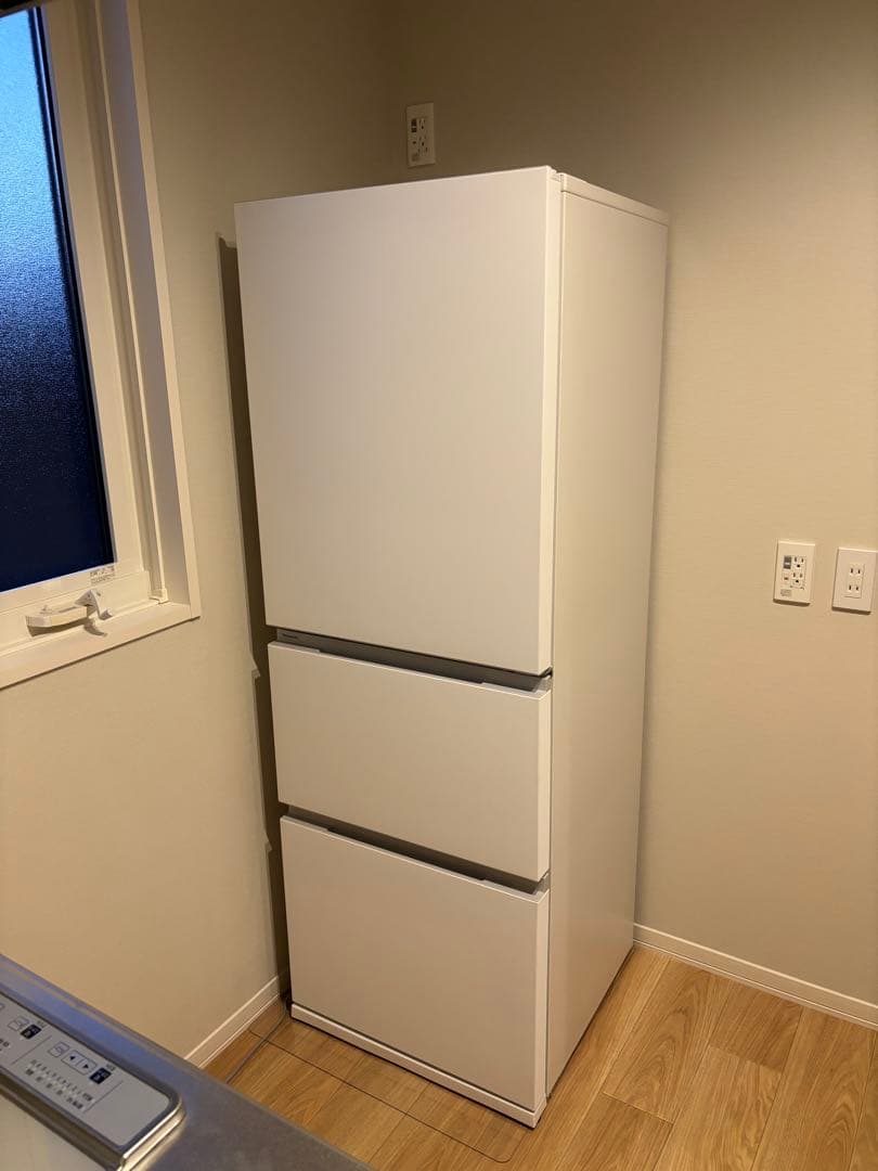 Panasonic 冷凍冷蔵庫 NR-C33ES2-W形 2025年製